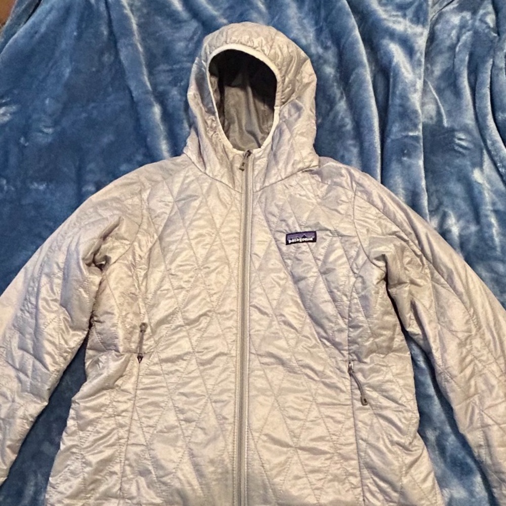 Women’s Patagonia Nano Puff hooded jacket.
